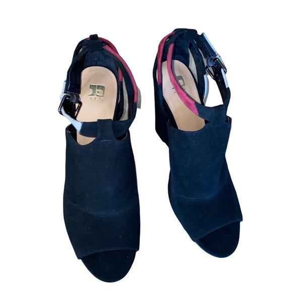 Joe's Jeans Wedged Heel Strapped Sandal Black with grey/burgundy size 9.5 - Picture 2 of 14